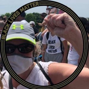 Meet your Posher, Karin